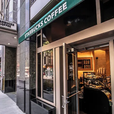 Courtyard By Marriott Chicago Downtown/Magnificent Mile