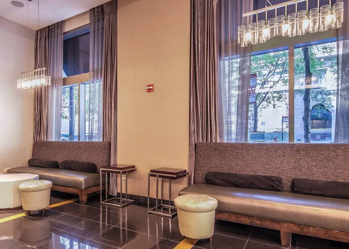 Courtyard By Marriott Downtown/magnificent Mile Chicago